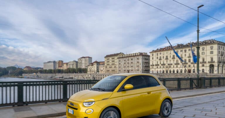 Το σωσίβιο επιζήσασας του Τιτανικού βγαίνει στο σφυρί