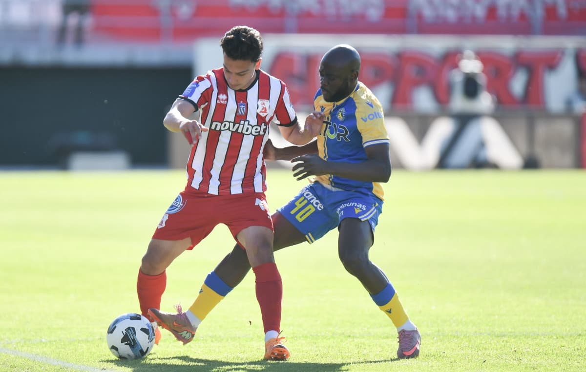 Πανσερραϊκός – Αστέρας Τρίπολης 0-0: Χέρι-χέρι στον πάτο