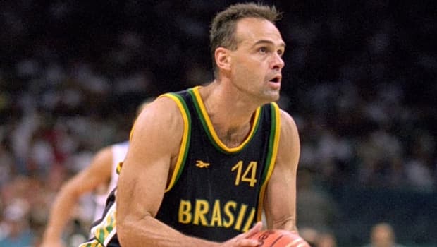 Πέθανε ο Όσκαρ Σμιντ, ο θρύλος του παγκόσμιου μπάσκετ