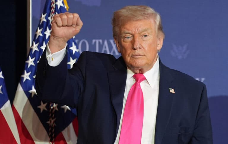 Ο Τραμπ για τον πόλεμο στο Ιράν: «Μικρή παράκαμψη»