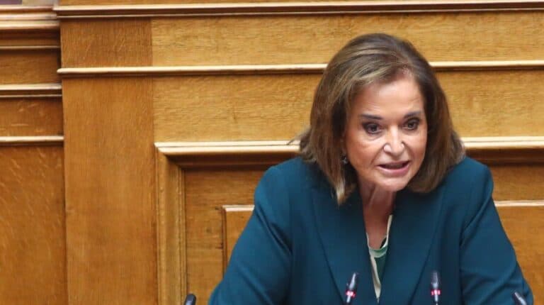 Η Μπακογιάννη για Λαζαρίδη: «Πρέπει να παραιτηθεί»