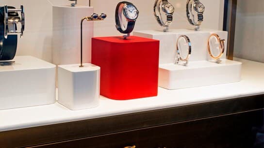 Σotheby s: Ιστορική δημοπρασία vintage ρολογιών Cartier άνω των 15 εκατ. δολαρίων