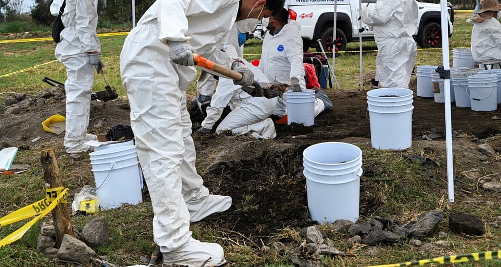 Πάνω από 1.000 οστά σε λίμνη του Μεξικού