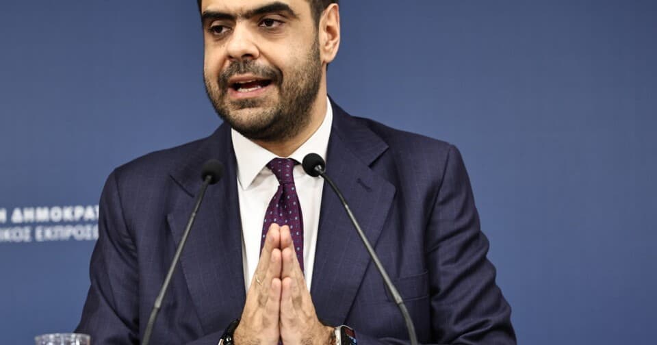 Ο Μαρινάκης για Μυλωνάκη: «Κερδίζει τη μια μάχη μετά την άλλη»