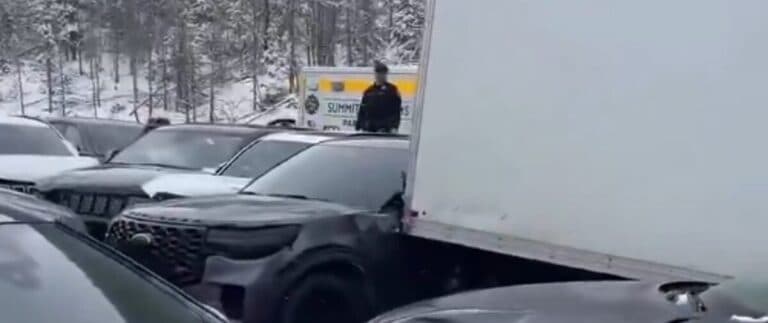 Τέσσερις νεκροί από επίθεση σε σχολείο στην Τουρκία