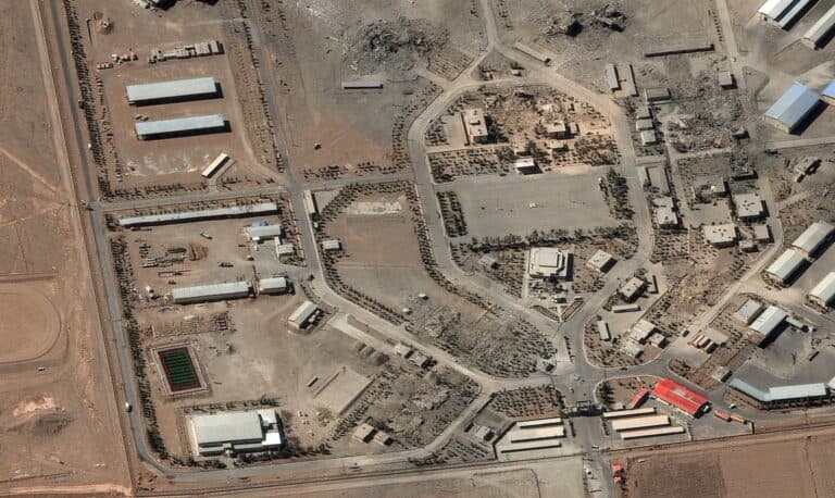 Η Ρωσία έτοιμη να απομακρύνει εμπλουτισμένο ουράνιο από το Ιράν