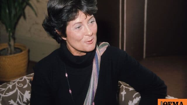 Η Τζόαν Μπέρστιν έφυγε στα 100 – η «νονά» της βρετανικής μόδας