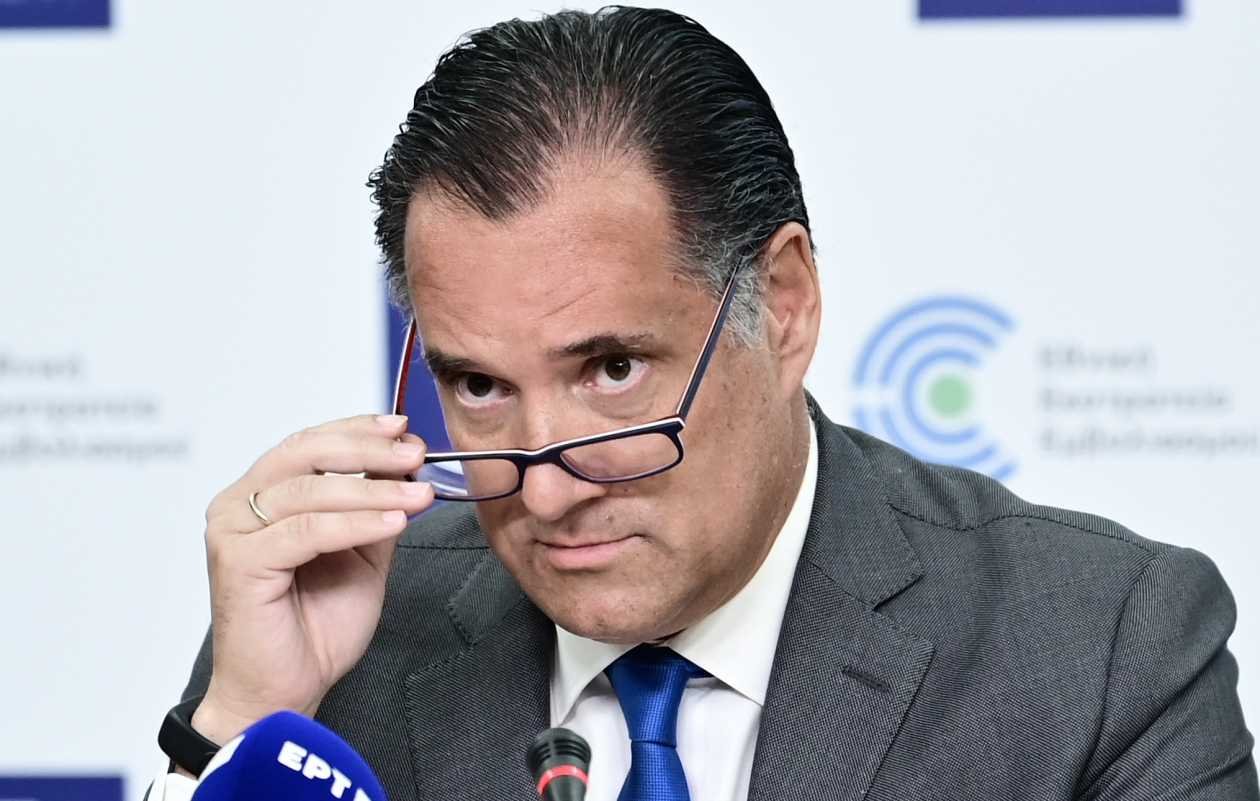 Εθελοντές του Ελληνικού Ερυθρού Σταυρού Συμβάλλουν στην Εφημερία των Νοσοκομείων