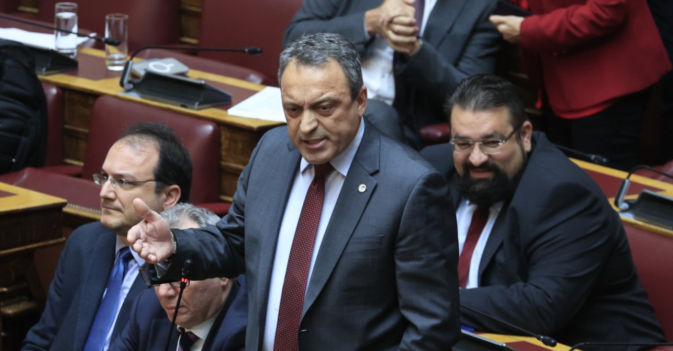 Απώλεσαν τη βουλευτική ιδιότητα τρεις βουλευτές των «Σπαρτιατών»