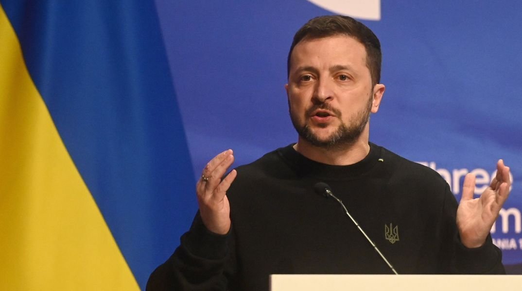 Β. Ζελένσκι: H Ουκρανία έτοιμη να λάβει μέτρα για να προχωρήσουν οι ειρηνευτικές συνομιλίες