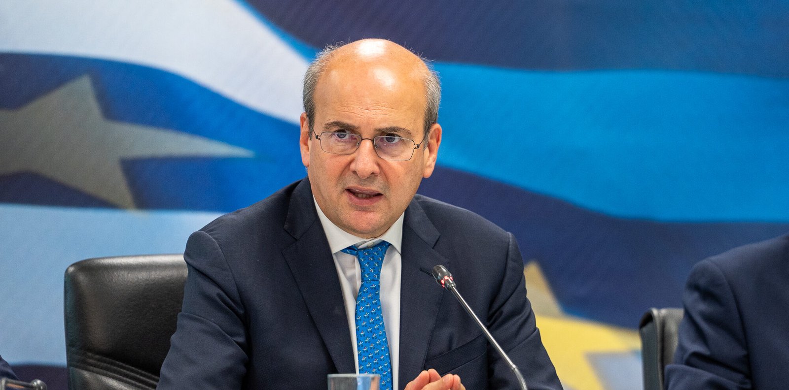 Κ. Χατζηδάκης για μεταναστευτικό: Η Ελλάδα δεν θα γίνει ξέφραγο αμπέλι