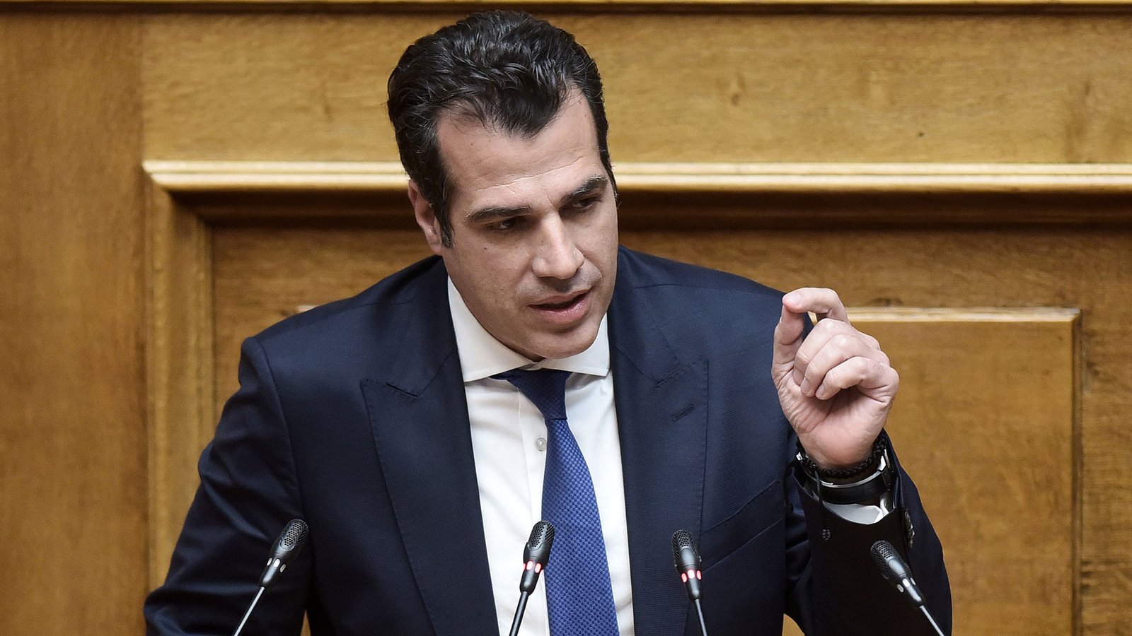 Θ. Πλεύρης για μεταναστευτικό: Τέλος στις παροχές και αναστολή ασύλου