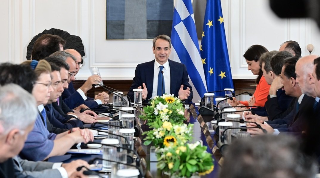 Συνεδρίαση του υπουργικού συμβουλίου υπό τον πρωθυπουργό: Τα θέματα στο τραπέζι