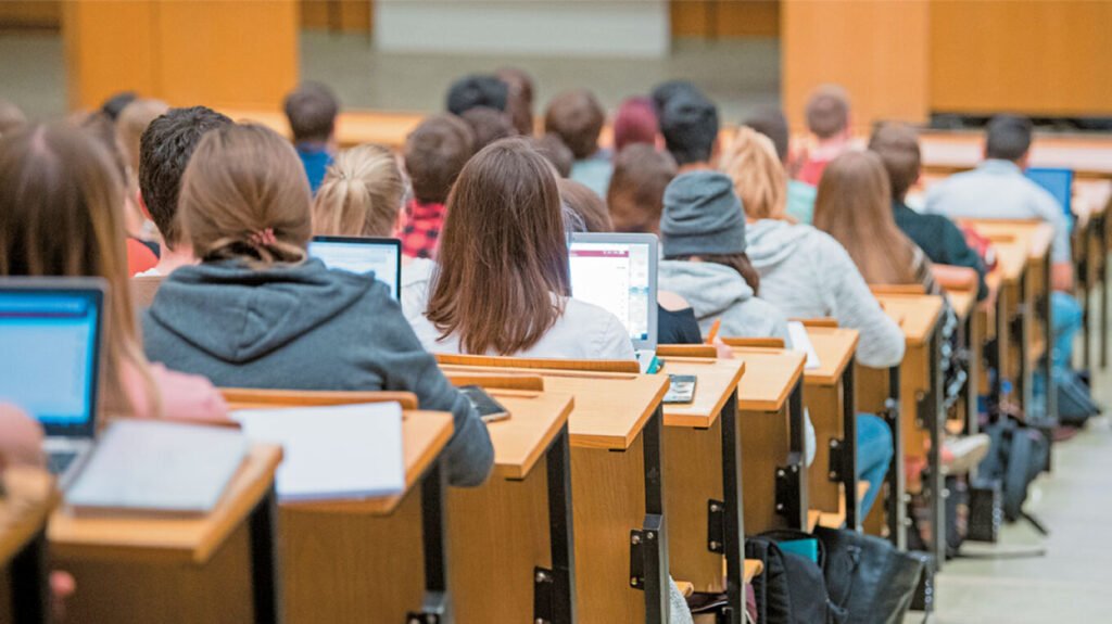 Ο γόρδιος δεσμός των «αιωνίων» φοιτητών και η λύση του