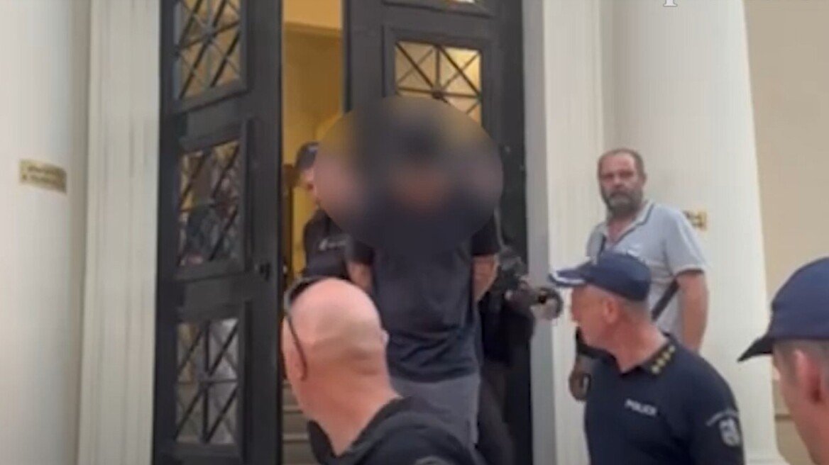 Πάτρα: Στον ανακριτή οι δύο νεαροί για τον εμπρησμό στο Γηροκομείο