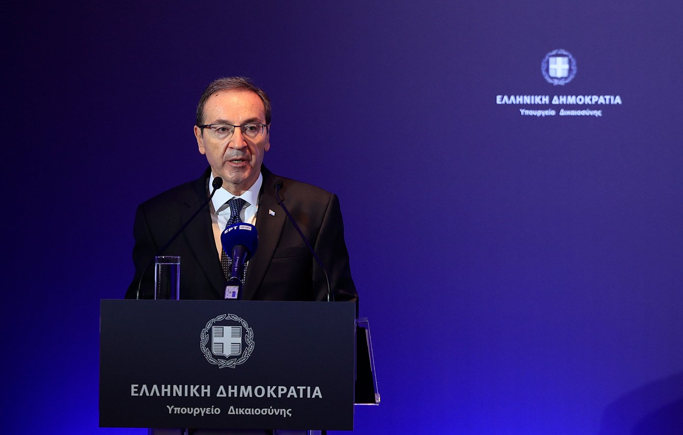 Ι. Μπούγας: Μόνο σε 17.000 βαρυποινίτες έχει λείψει ο κ. Τσίπρας