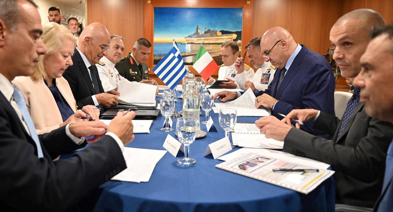 Υπογραφή μνημονίου συνεργασίας Ελλάδας – Ιταλίας για 2+2 φρεγάτες