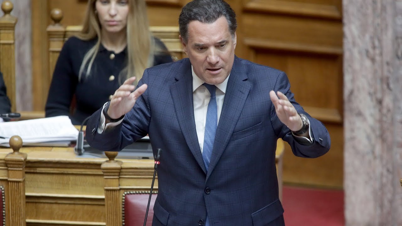 Σφοδρή επίθεση του Άδ. Γεωργιάδη κατά της Ζ. Κωνσταντοπούλου με βαρείς χαρακτηρισμούς