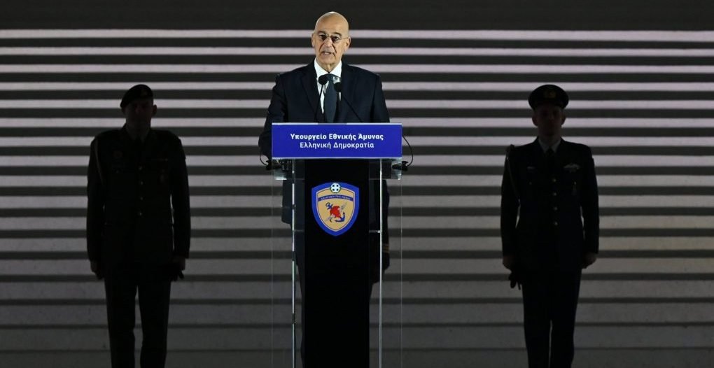 Παρουσία Ν. Δένδια στην τελετή αποκαλυπτηρίων της νέας βιοκλιματικής όψης του ΥΠΕΘΑ