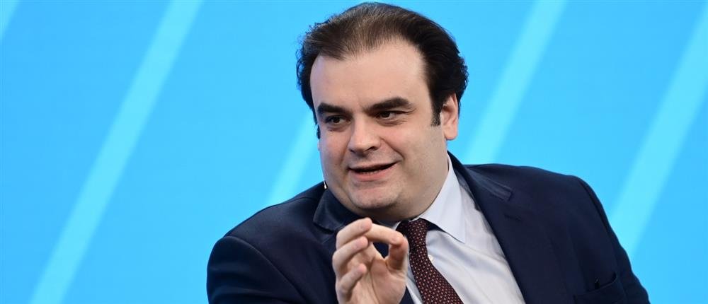 Κ. Πιερρακάκης από Λονδίνο: Στόχος να ξεχρεώσουμε το πρώτο μνημόνιο 10 χρόνια νωρίτερα