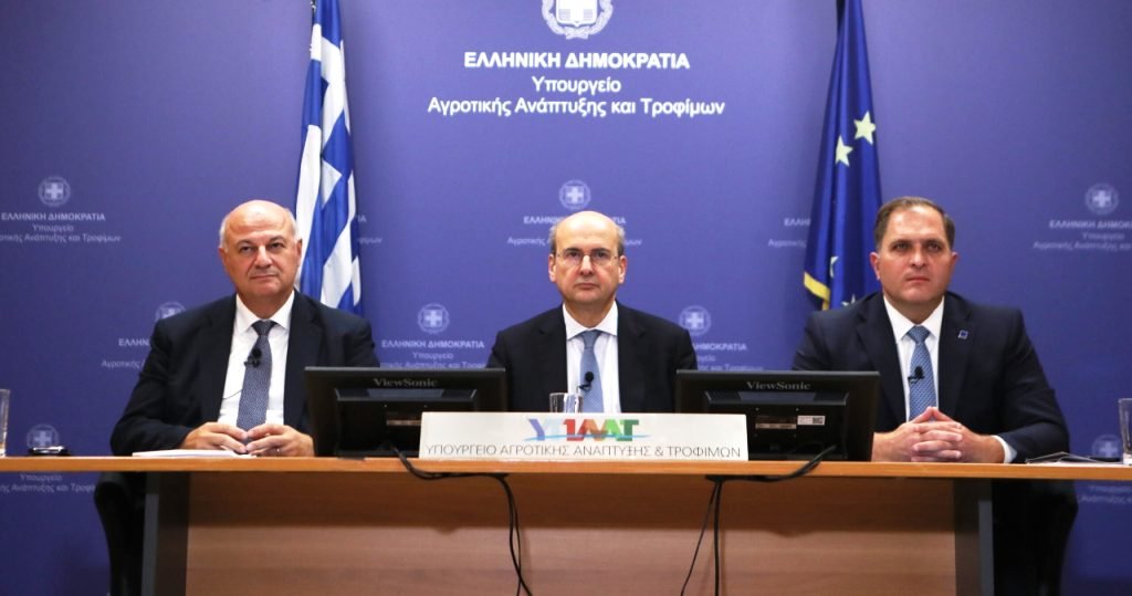 ΥΠΑΑΤ: Πάνω από 3,7 δισ. ευρώ μέχρι τέλος του 2025 στους παραγωγούς