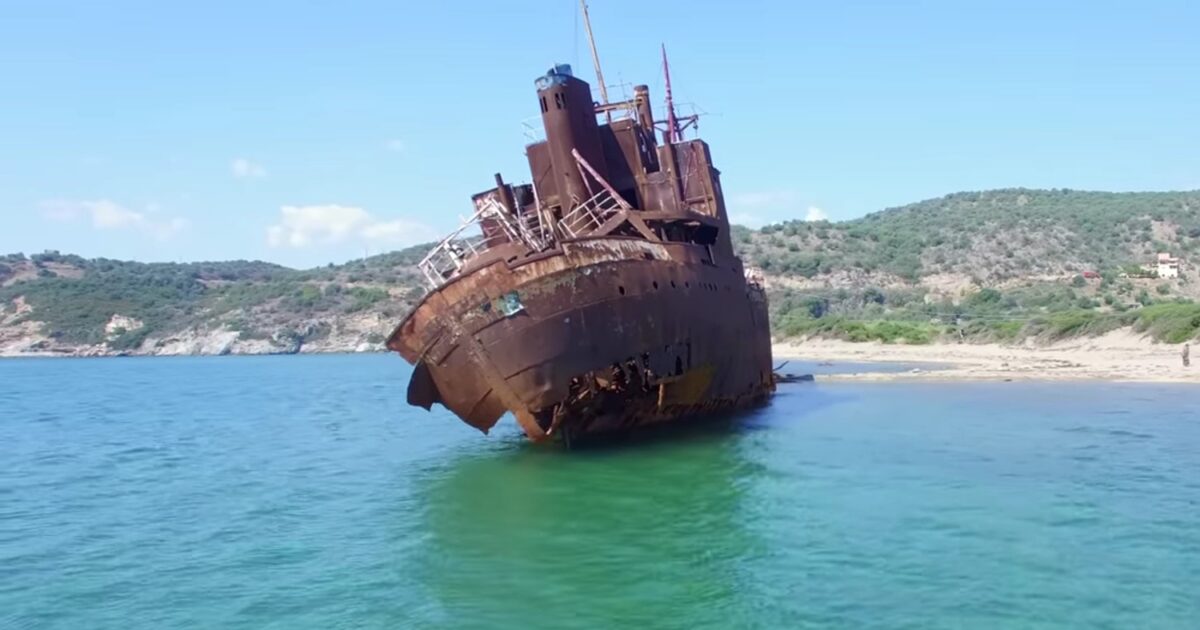 ναυάγιο Δημήτριος Γύθειο Λακωνία από drone