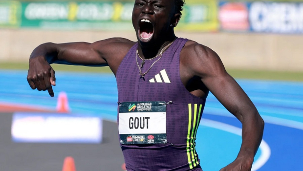 Γκουτ Γκουτ Αυστραλός σπρίντερ τερματίζει νικητής στα 200 μέτρα