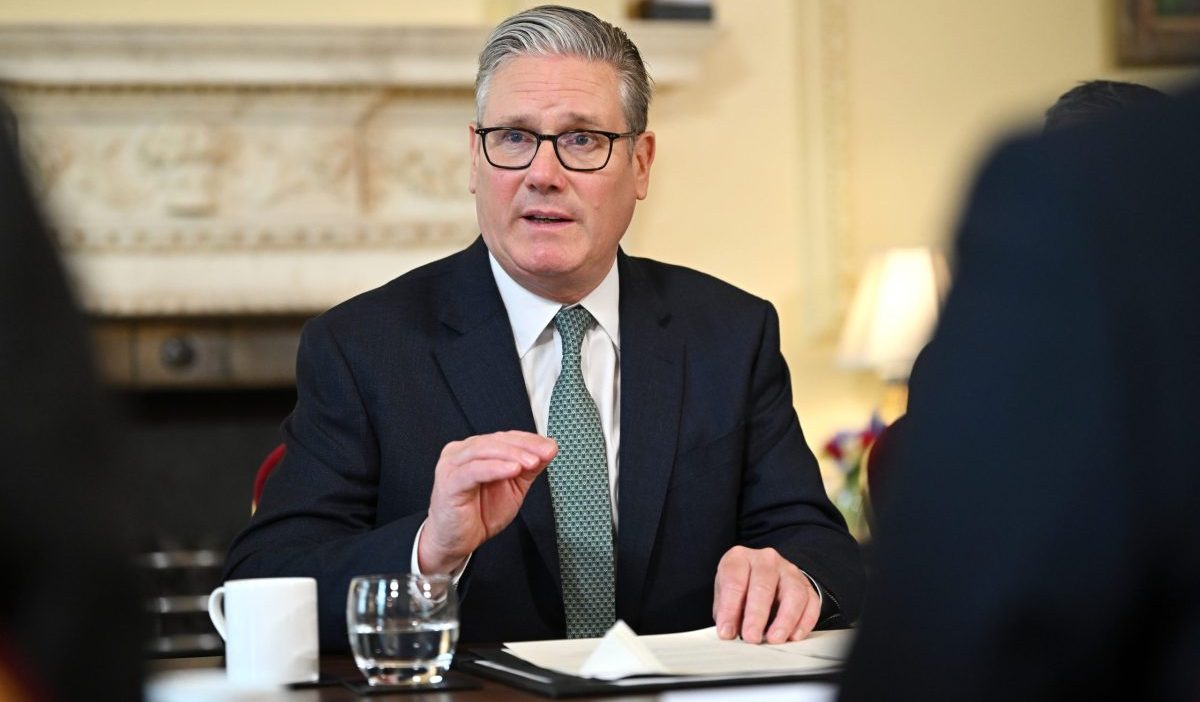 Σύνοδος ηγετών Παρίσι Στενά Ορμούζ Στάρμερ Μακρόν